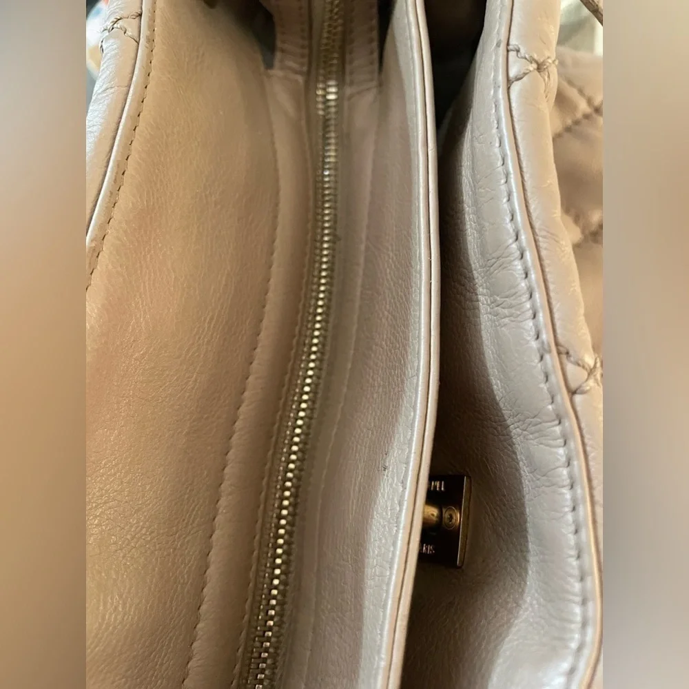 Beige Chanel Tote​​​​​​​​​​​
